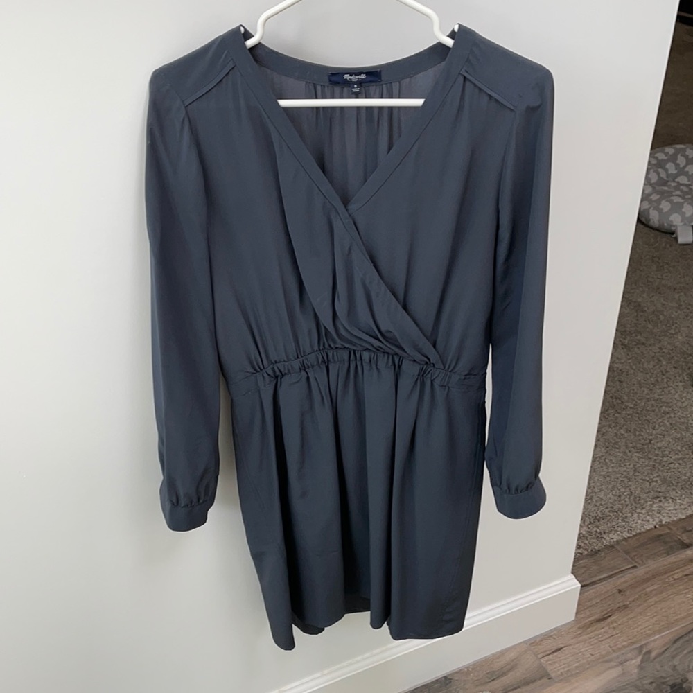 Gray Madewell dress.